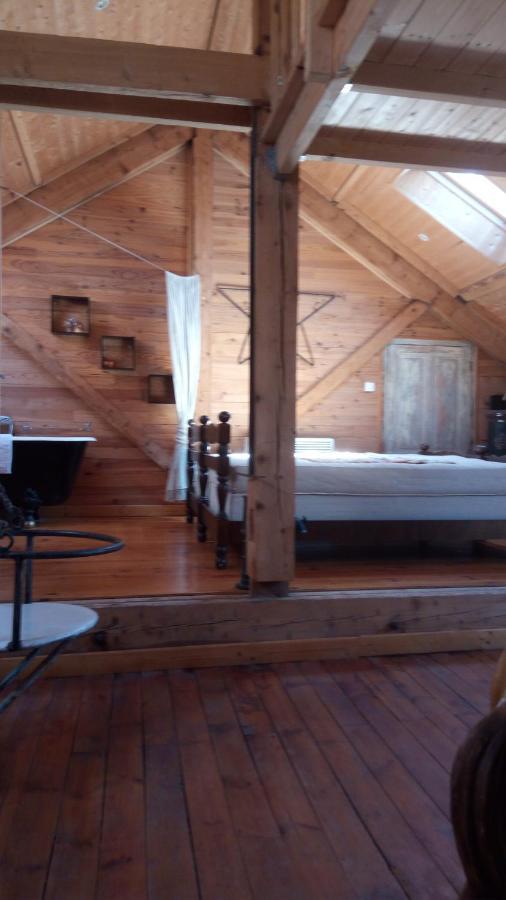 Au Coeur De Saint Agreve -Sejour Chez L'Habitant Екстер'єр фото